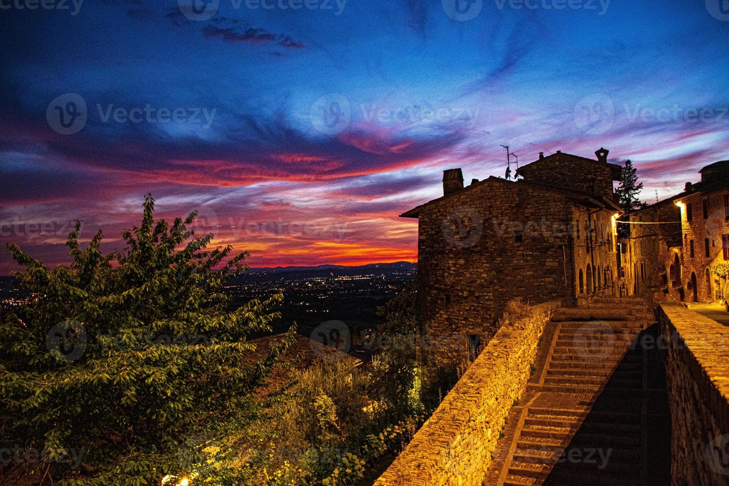 Sonnenuntergang in Assisi foto