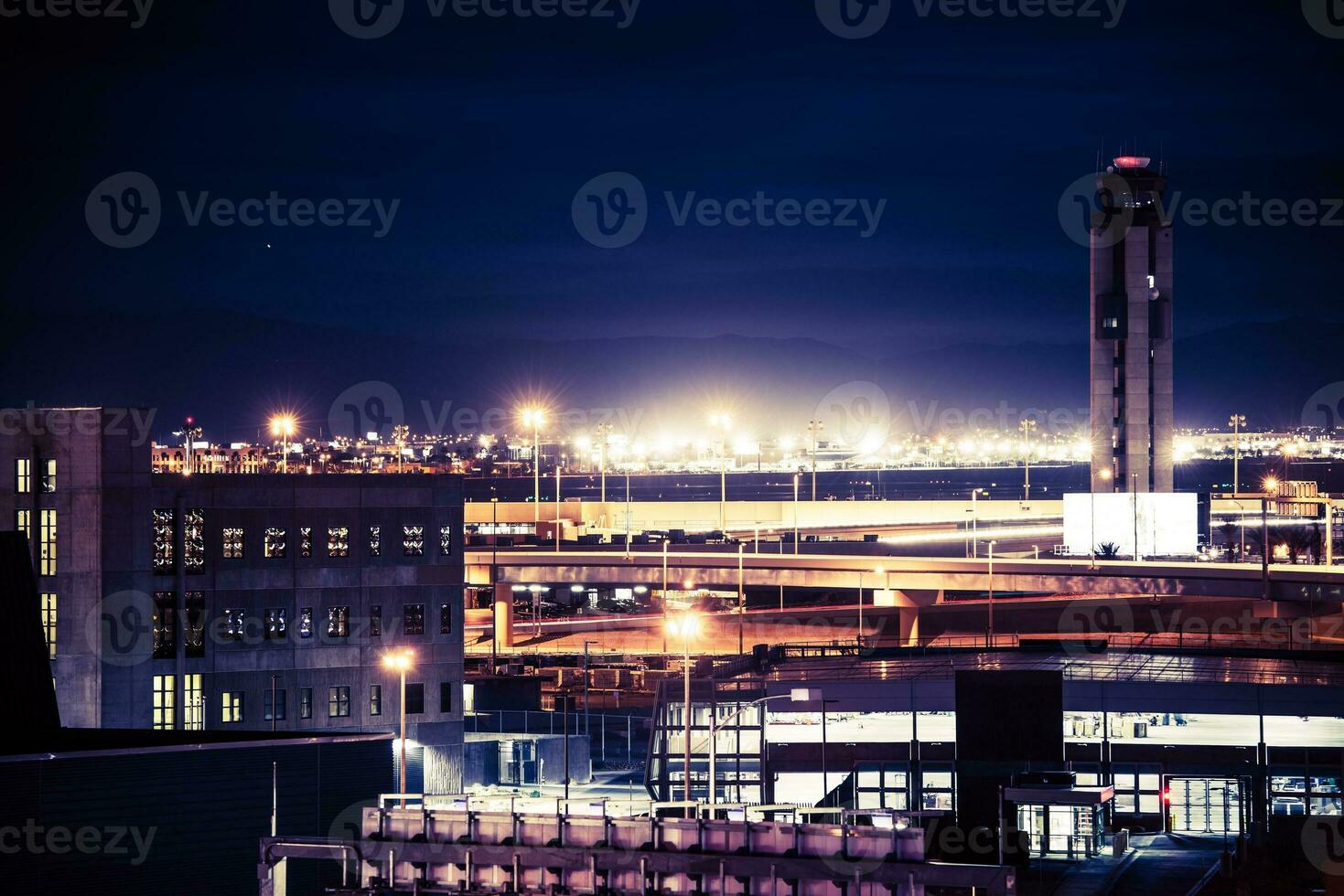 las Vegas Flughafen beim Nacht foto