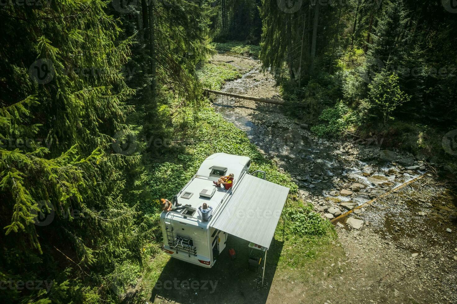 Familie Wohnmobil van Ausflug foto