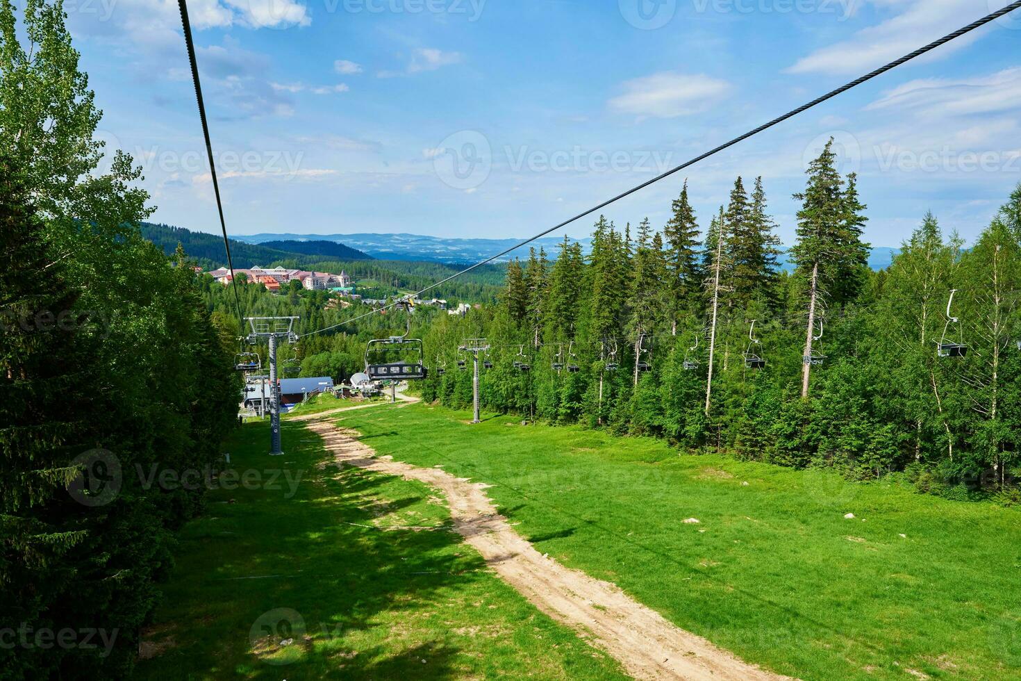 Berge mit öffnen Kabel Autos Aufzug, Karpacz, Polen foto