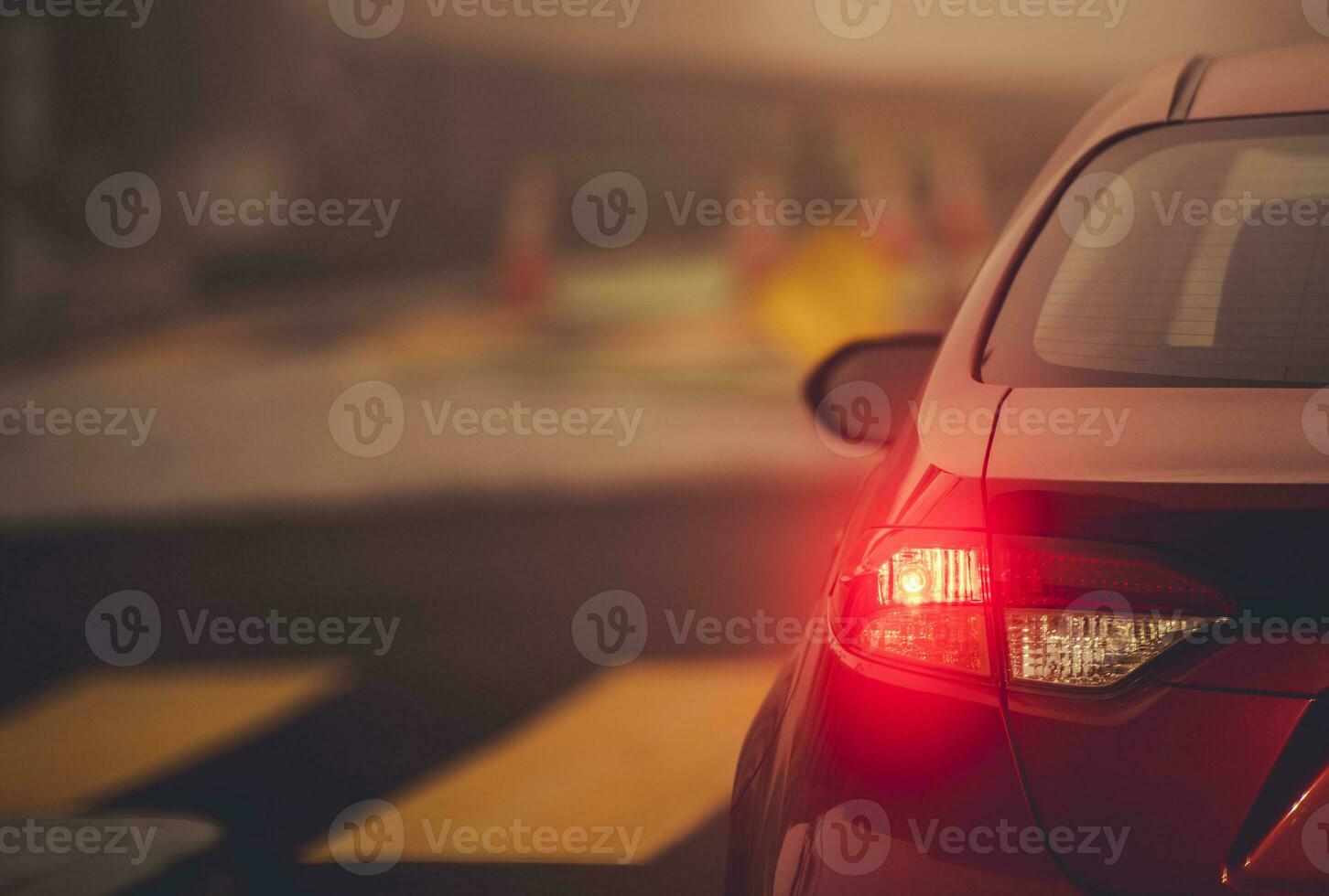 Fahrzeug links Wende Signal auf ein Straße Überschneidung foto