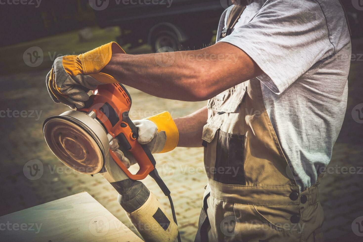 Schleifen Maschine funktioniert foto