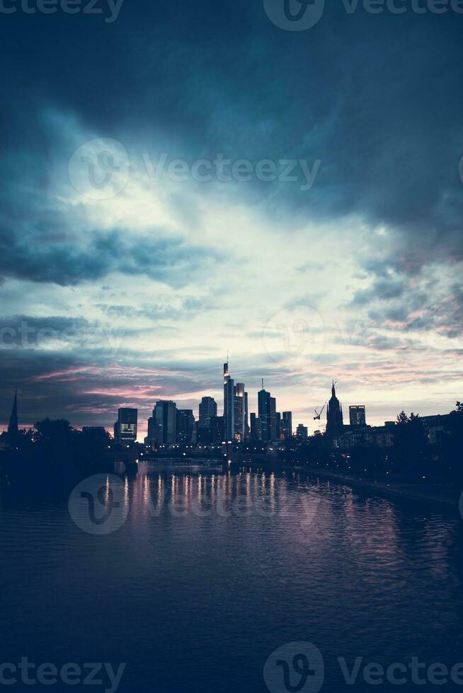 Frankfurt bin Main Vertikale foto