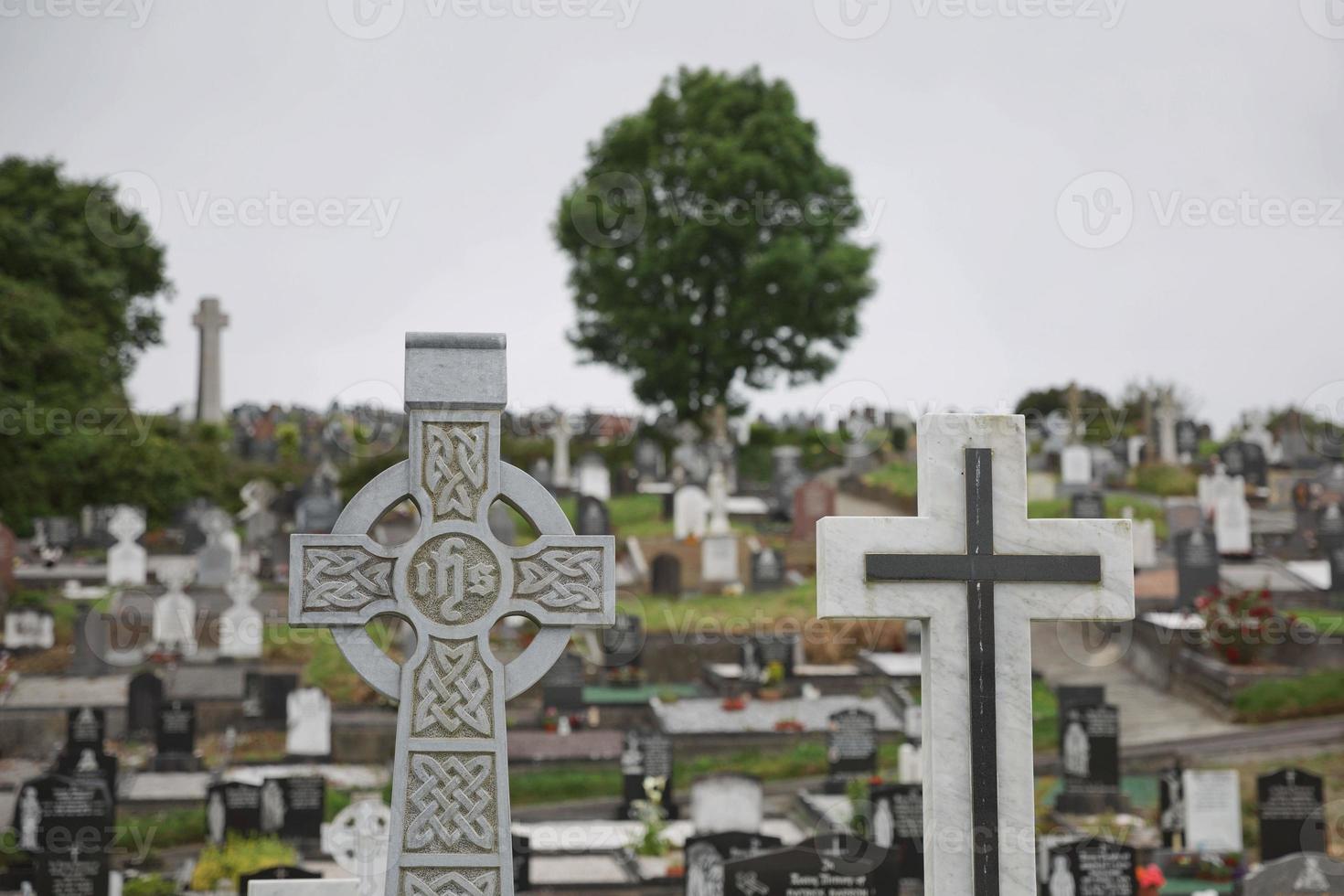 Kreuze und Zement in Bantry West Cork Irland foto