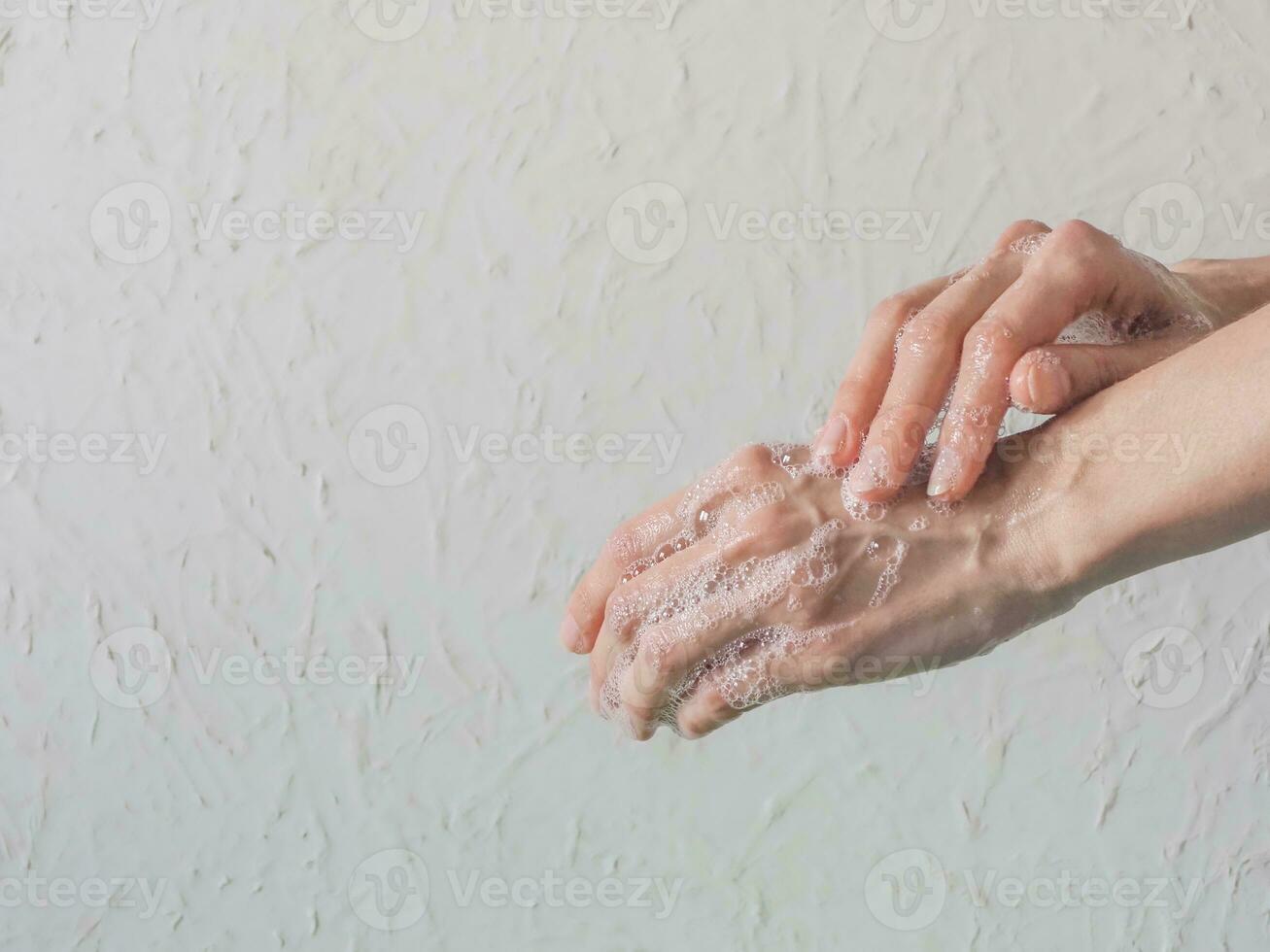 Waschen Hände. Hygiene Konzept, verhindern das Verbreitung von Keime und Bakterien und vermeiden Infektionen Corona Virus foto
