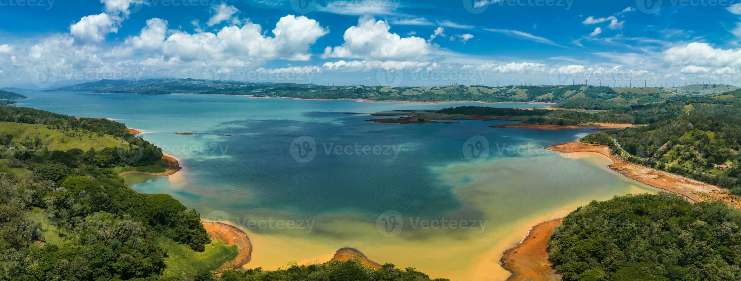 Panorama- Aussicht von arenal See im zentral Costa Rica foto