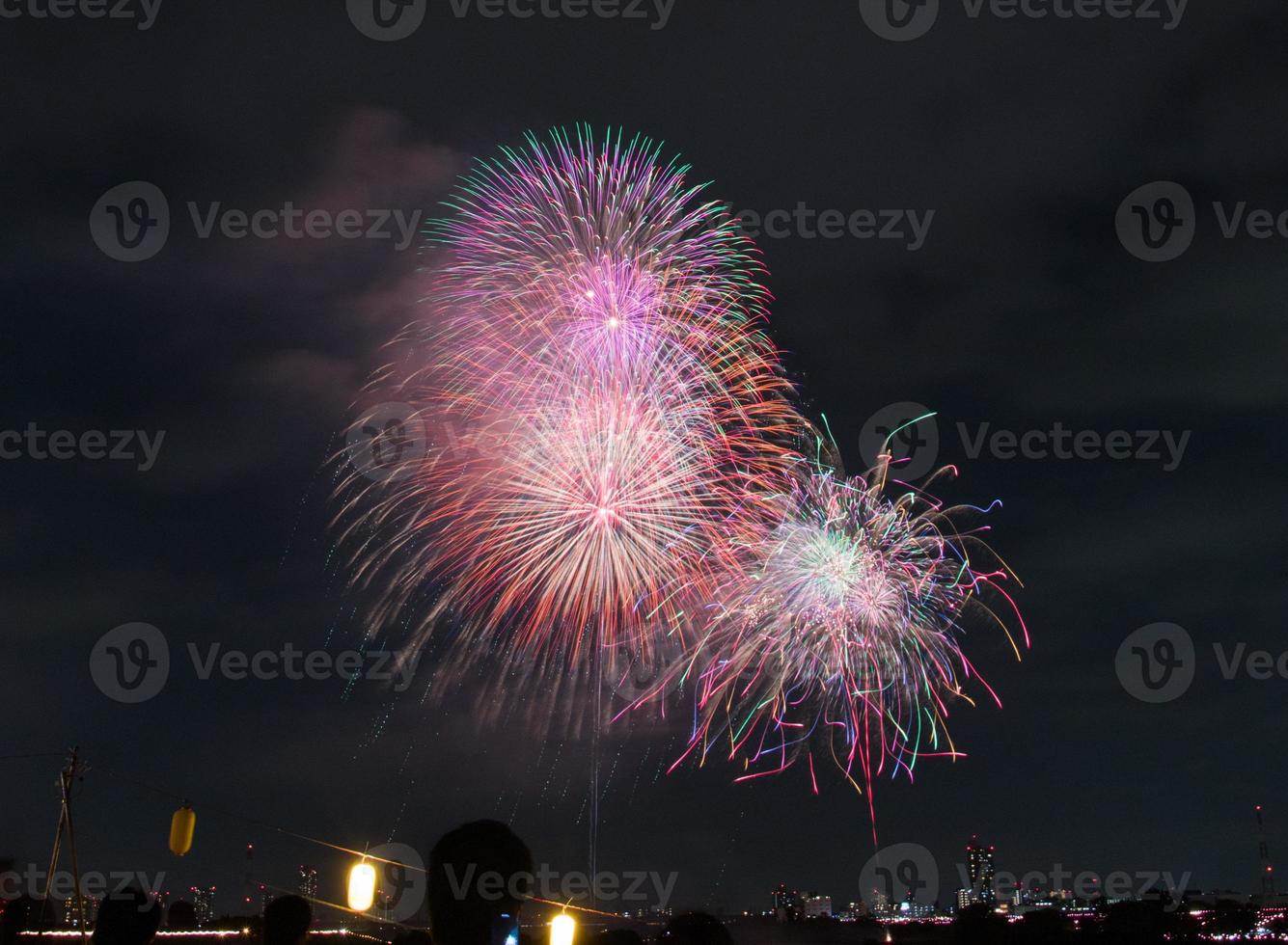 Feuerwerksfest im Sommer in Tokio foto