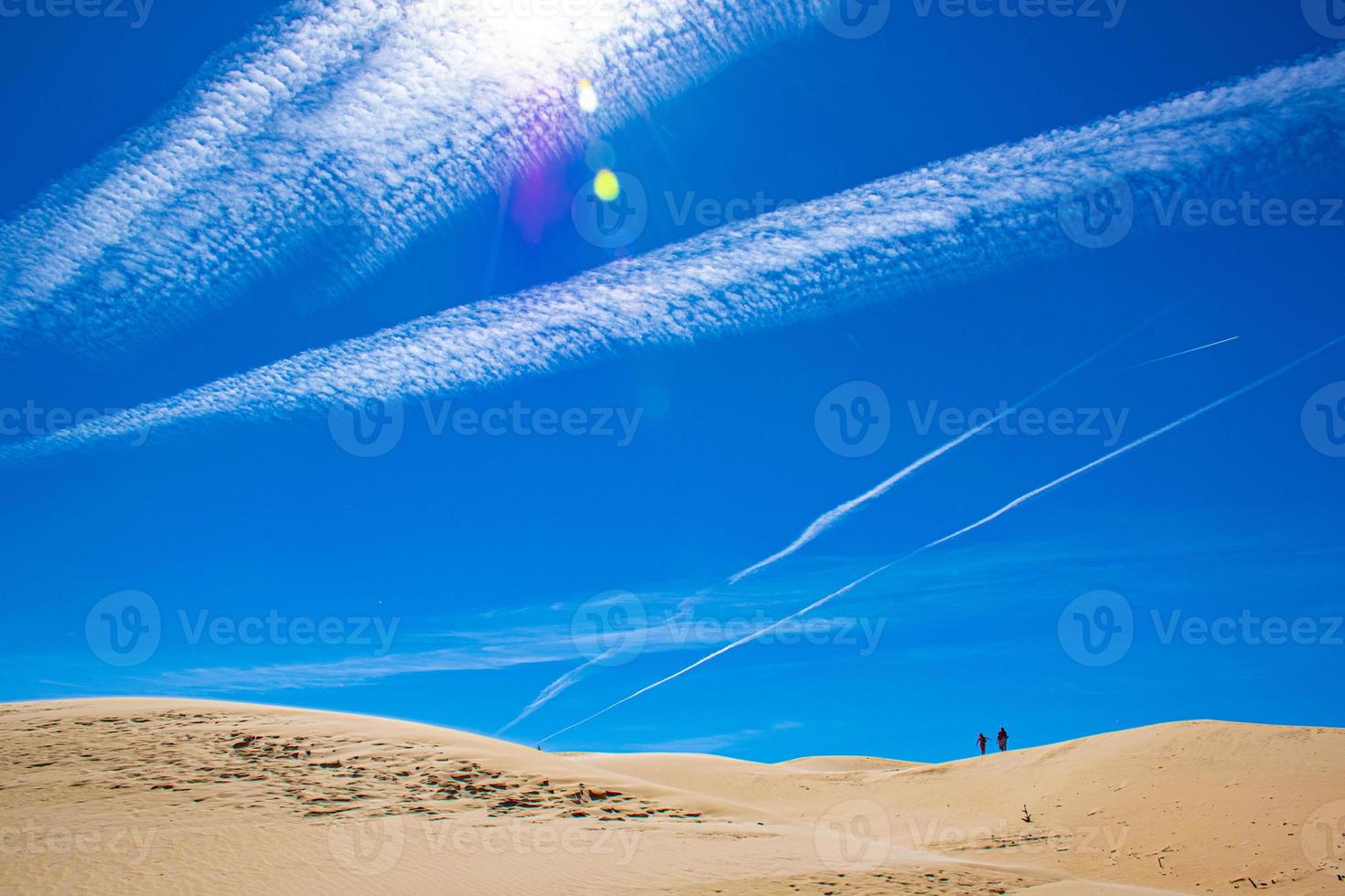 zwei wege zwei wege zwei menschen zwei dünen zwei von allem foto