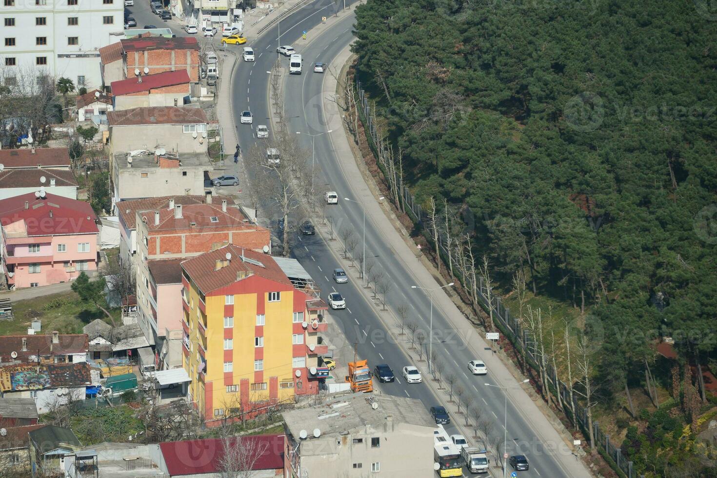 Truthahn Istanbul 12 Januar 2023, der Verkehr im ein hoch Weg im Istanbul foto