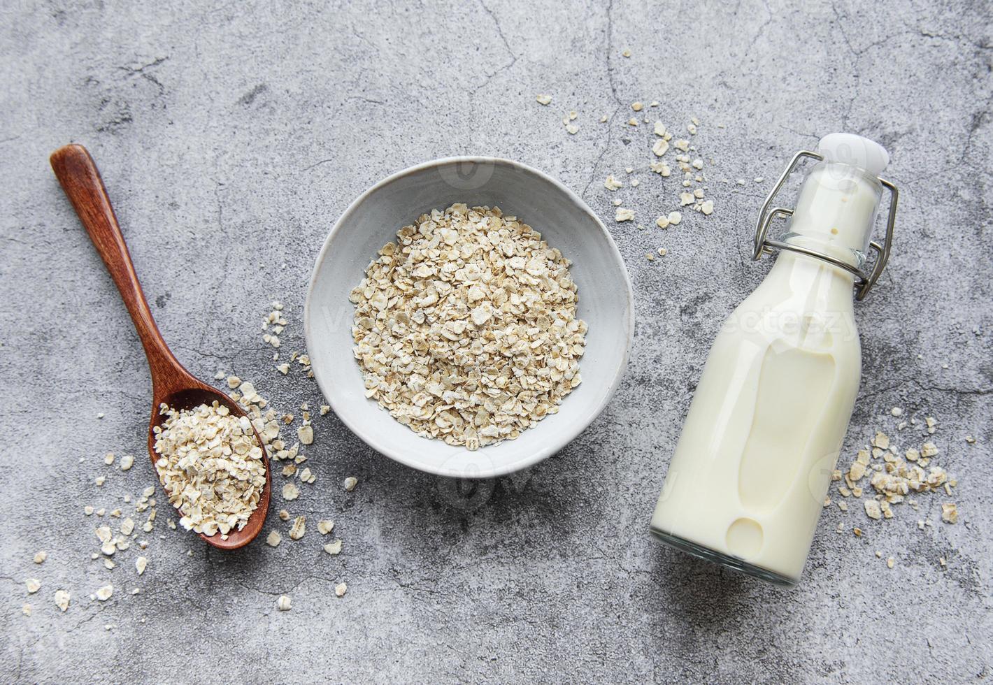 vegane Hafermilch alternative Milch ohne Milchprodukte foto