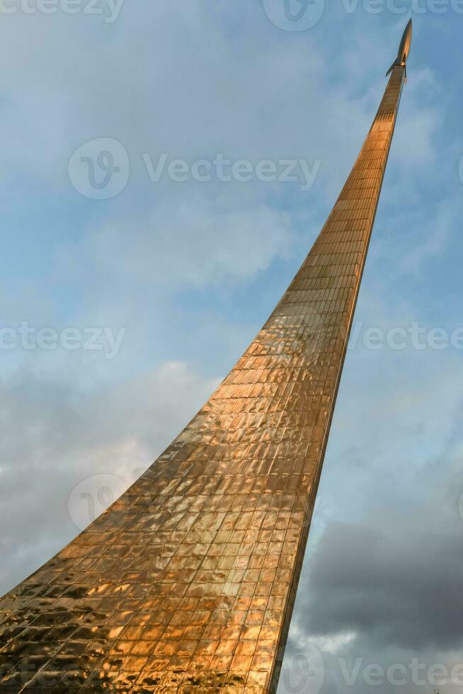 Monument zu das Eroberer von Raum - - Moskau foto