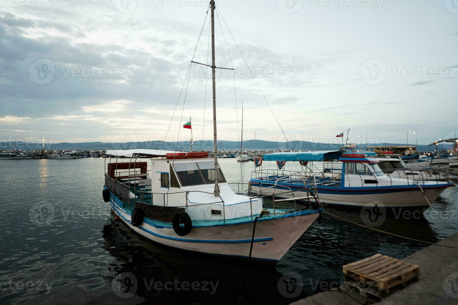 Boote im das Hafen von das Stadt von Nessebar, Bulgarien. foto