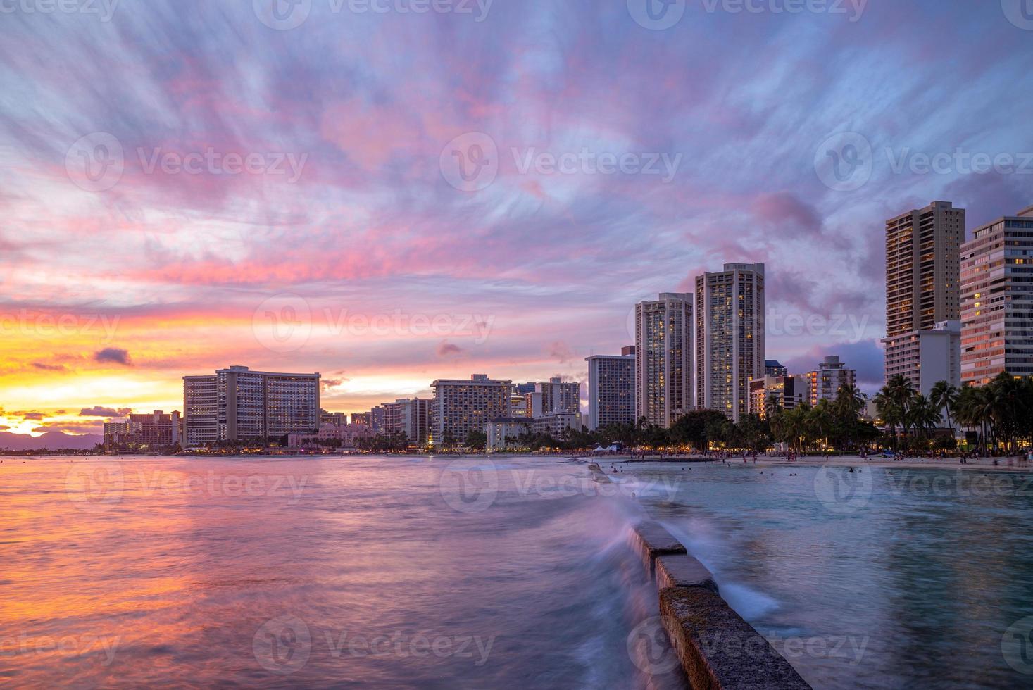 Skyline von Honolulu am Waikiki Beach Hawaii uns foto