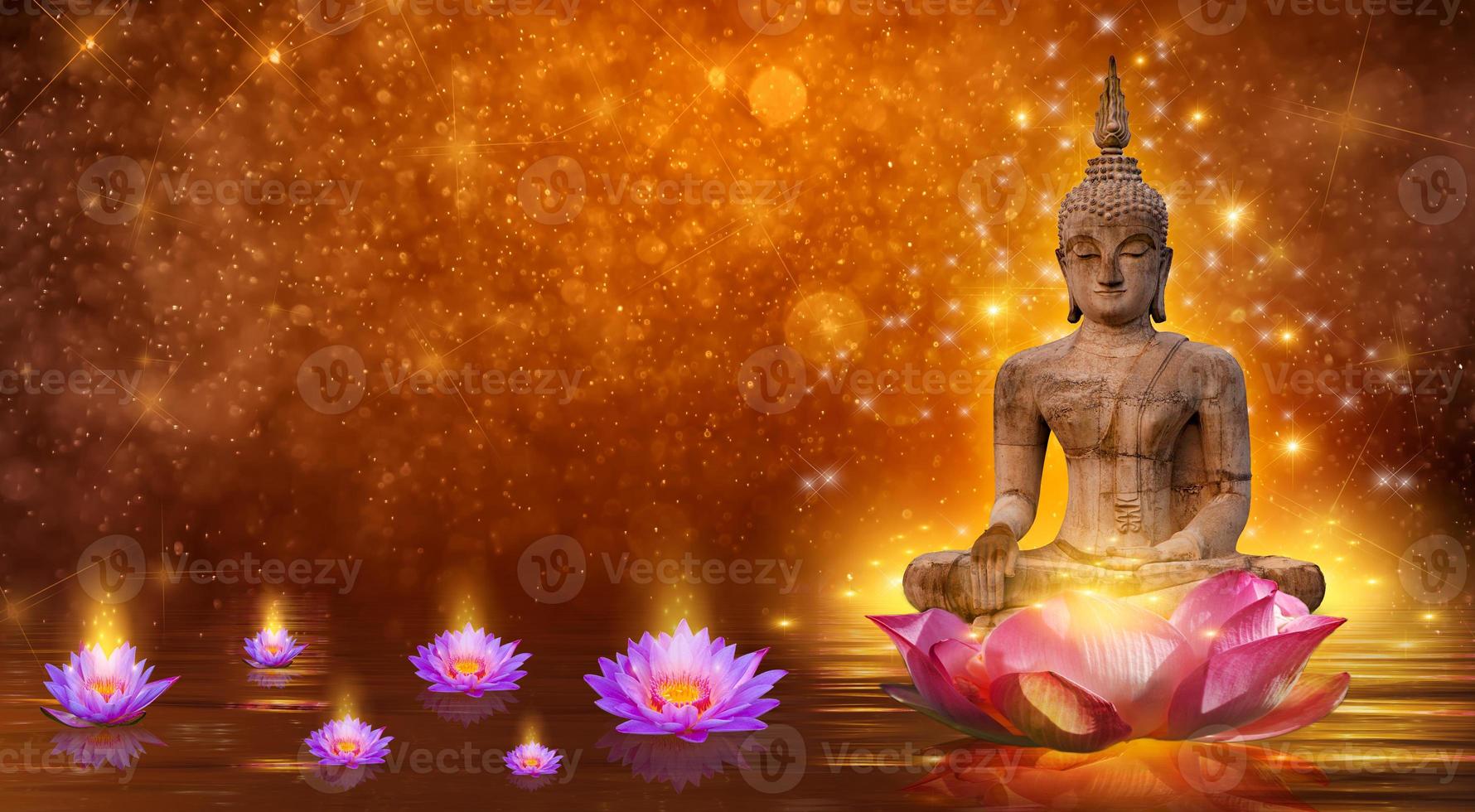 Buddha-Statue Wasser Lotus Buddha steht auf Lotusblume auf orangem Hintergrund foto