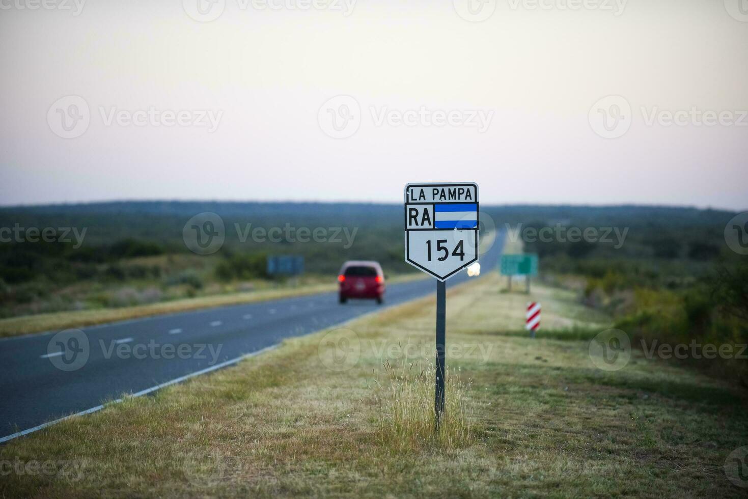 Route im das Pampas schmucklos, Patagonien, Argentinien foto