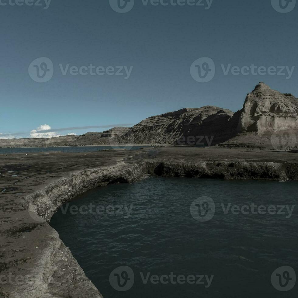 Küsten Landschaft mit Klippen im Halbinsel Valdes, Welt Erbe Grundstück, Patagonien Argentinien foto