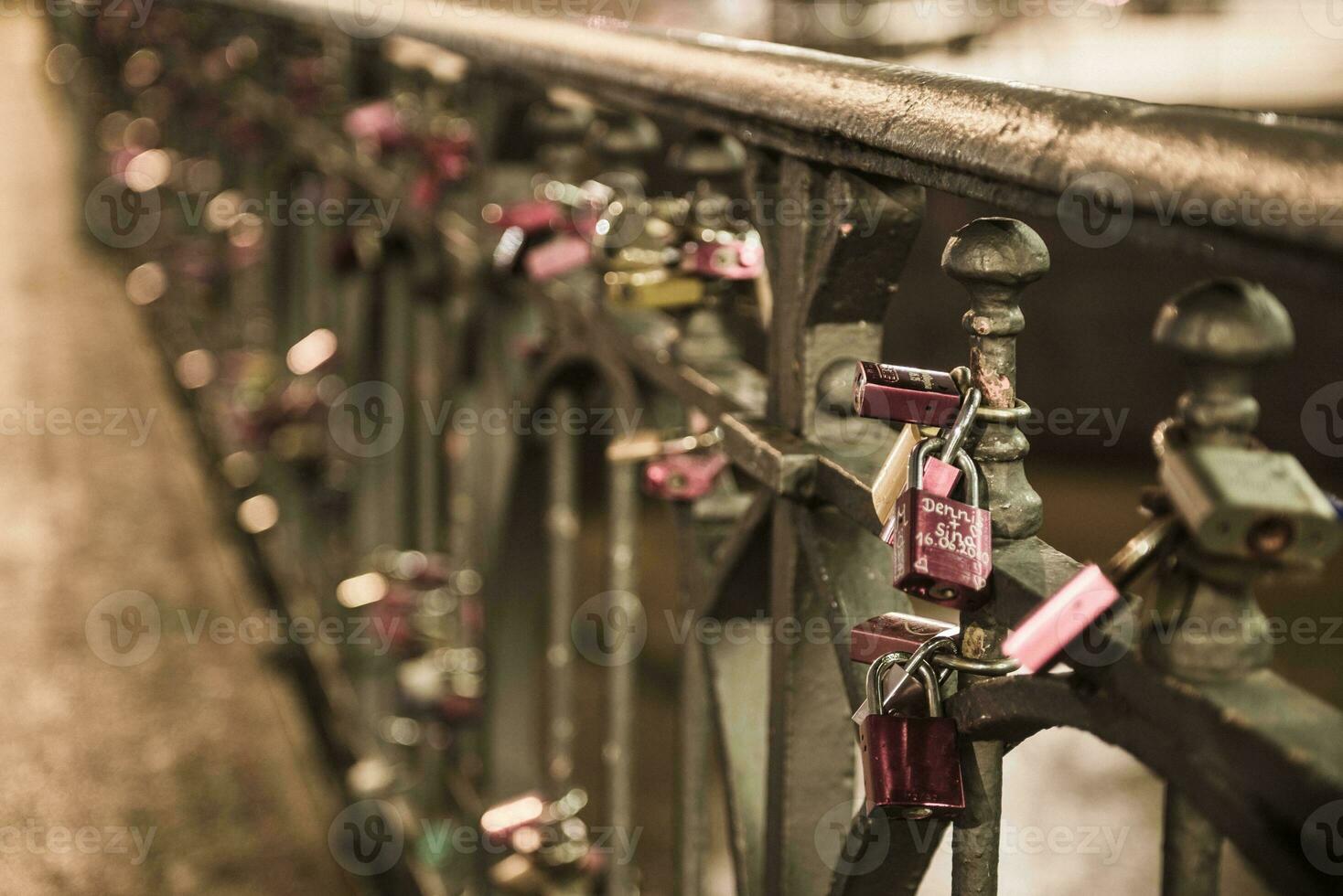 Brücke Liebe Schlösser foto