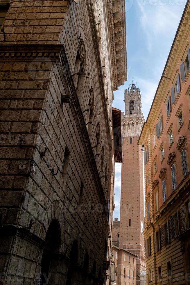 der palazzo pubblico in siena in italien foto