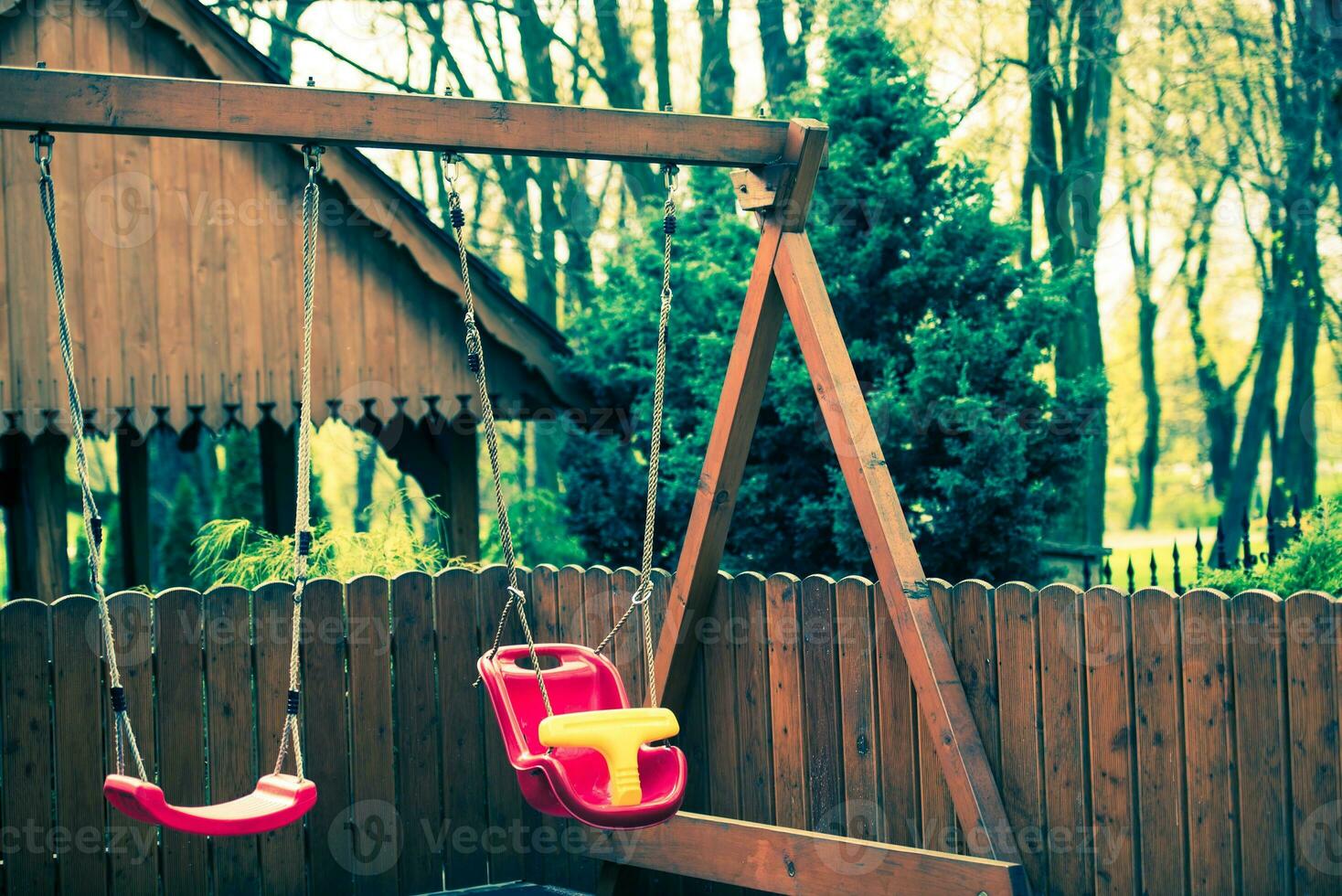 hölzern schwanken zum Kinder foto