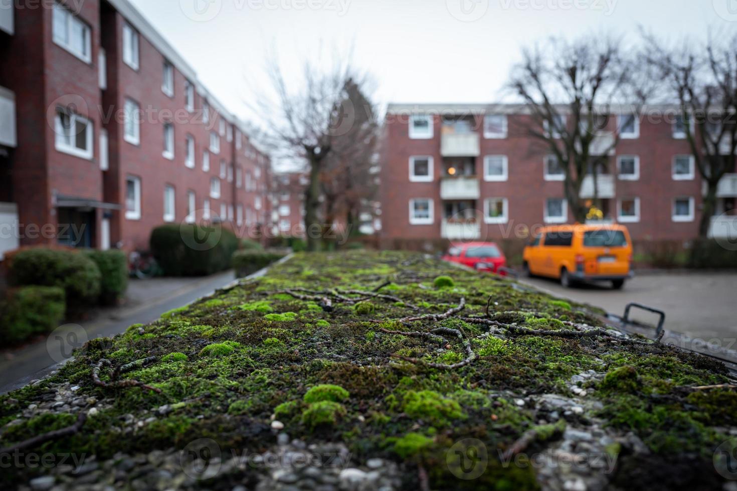 alte mülleimer im wilhelmshaven wiesenhof gebiet foto