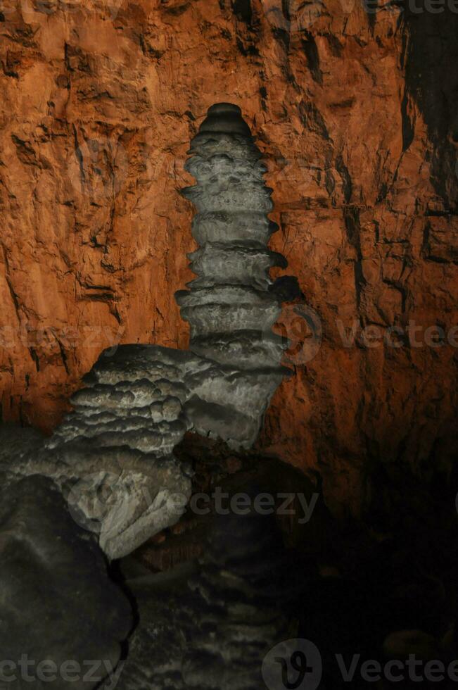 Grotte Gigante übersetzen Riese Höhle im trieste foto