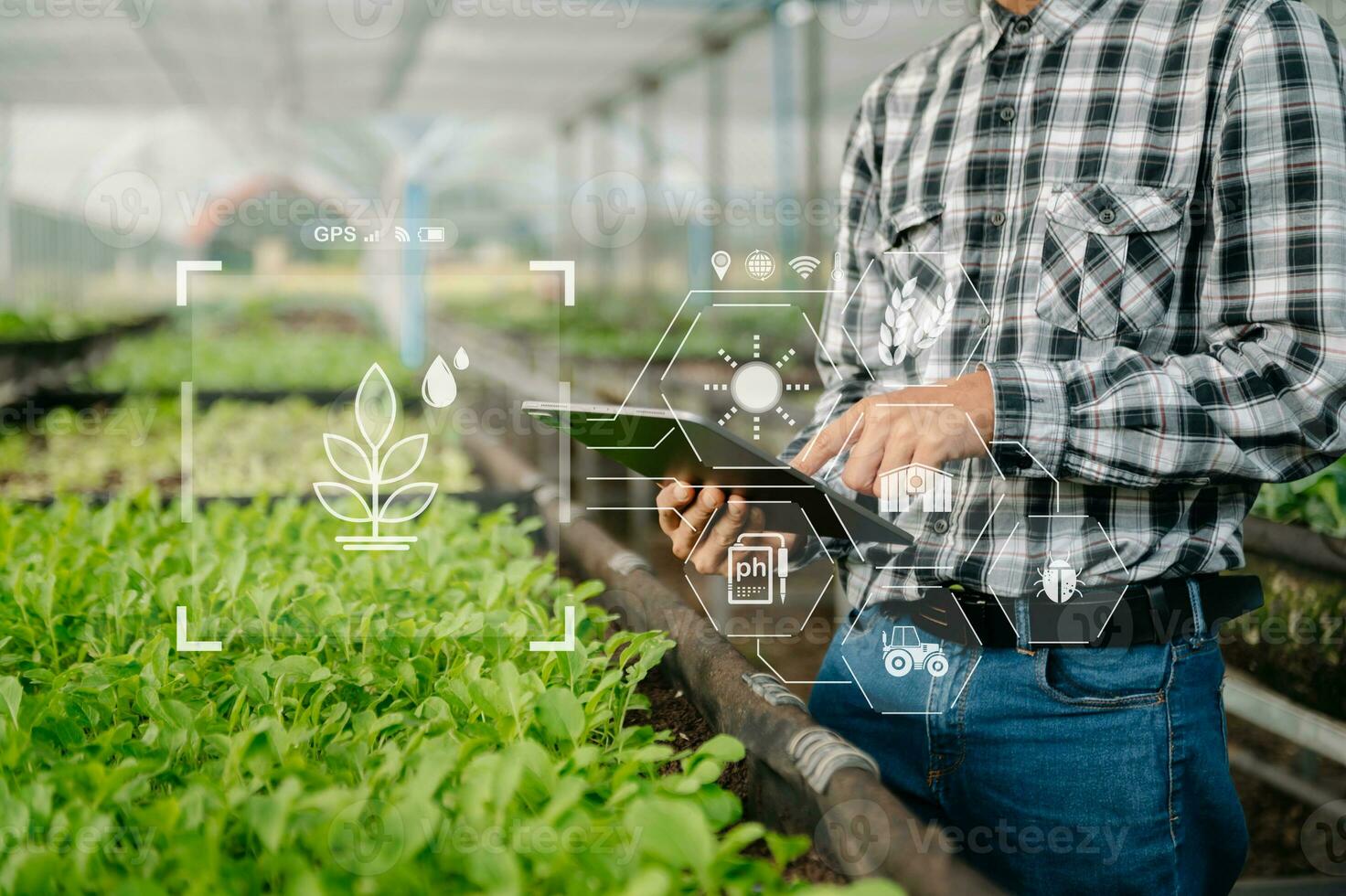 smart farmer mit anwendung von tablet-konzepten moderner landtechnik und visueller symbol.intelligenter landwirtschaft foto