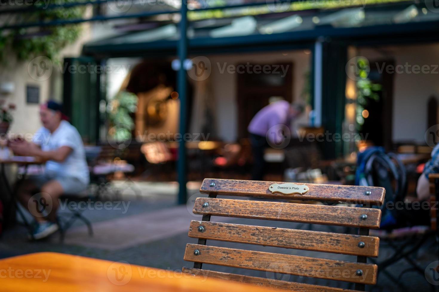 Stuhl in einem Café in Rüdesheim foto