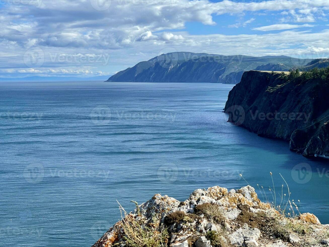 schön Aussicht von See Baikal, Kap Khoboy, Olchon, Russland foto