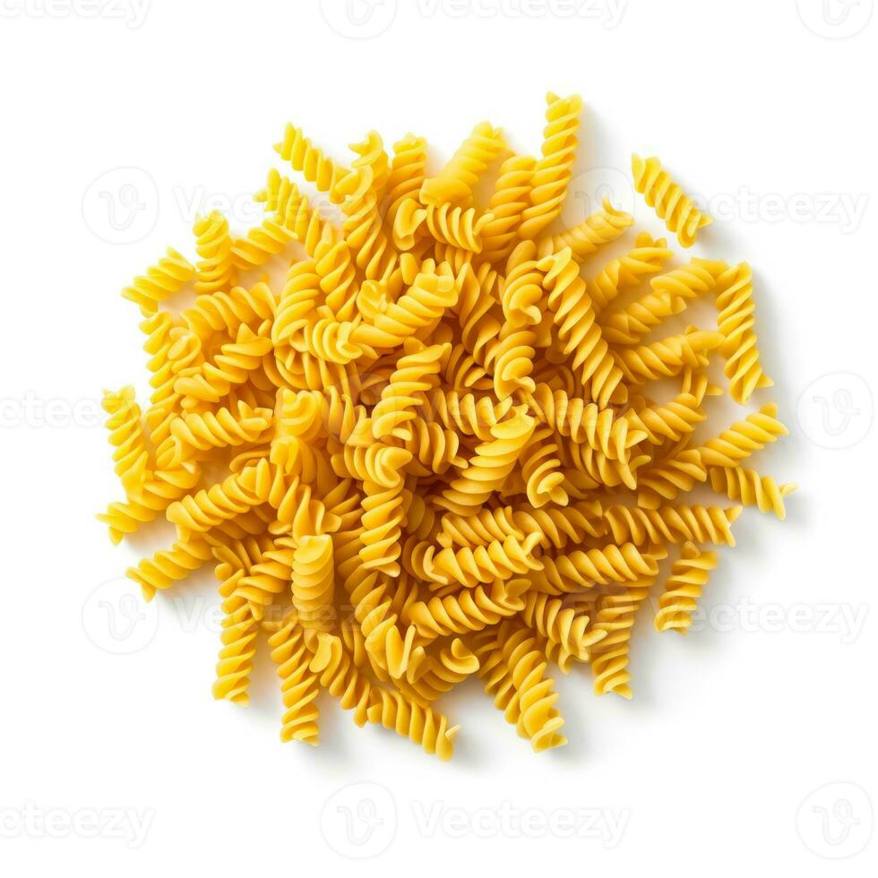 Rotini Pasta isoliert auf Weiß Hintergrund oben Aussicht foto