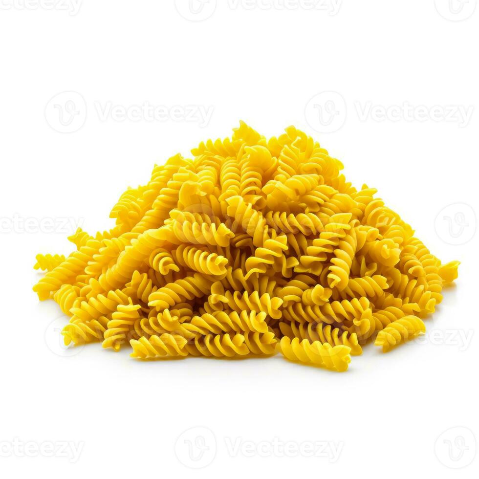Fusilli Pasta isoliert auf Weiß Hintergrund Seite Aussicht foto