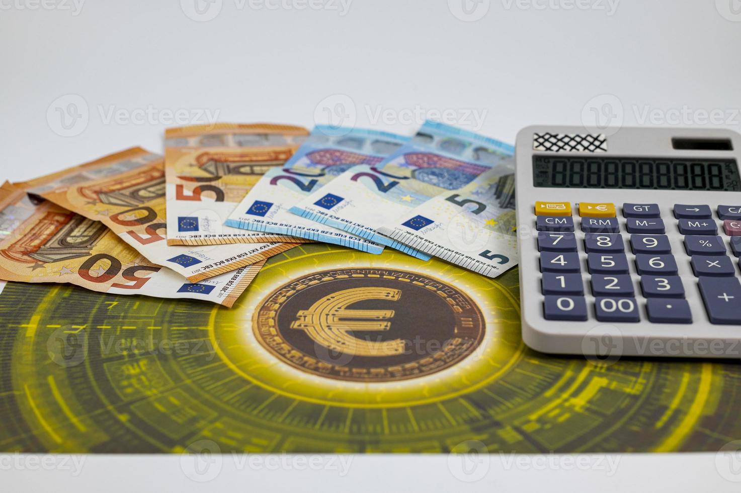 50 20 5-Euro-Banknoten mit Euro-Symbol foto