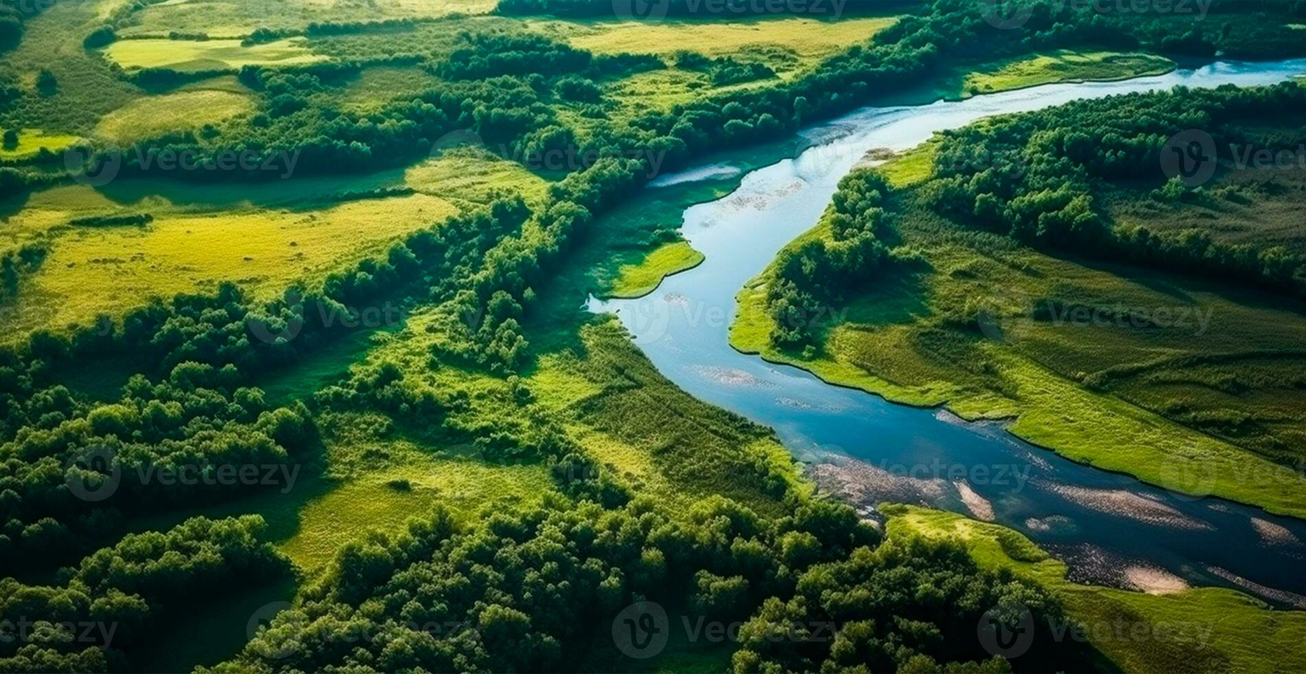 Panorama- oben Aussicht von ein Wicklung Fluss umgeben durch dicht Wald und geräumig Felder mit Grün Gras - - ai generiert Bild foto