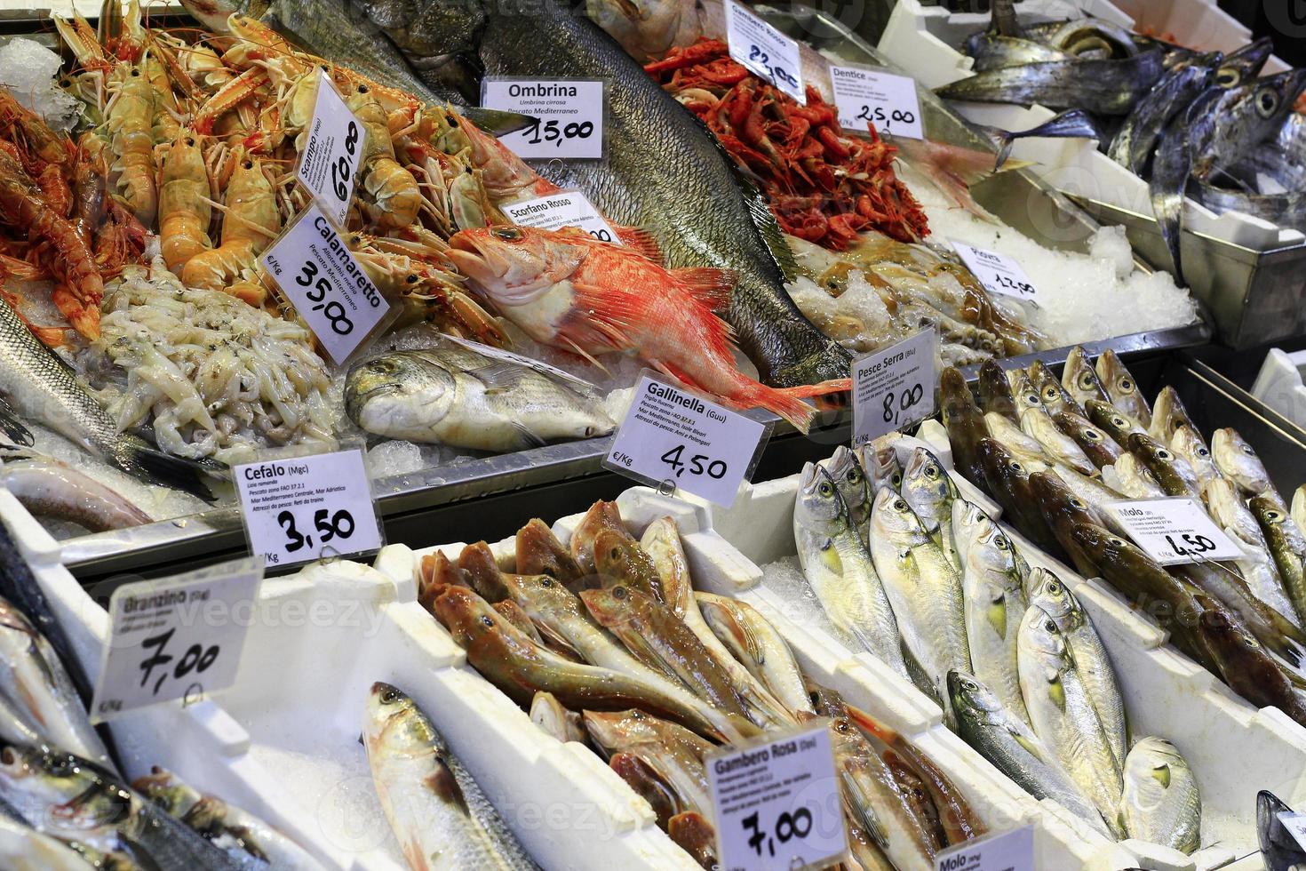 Fischmarkt in Neapel foto
