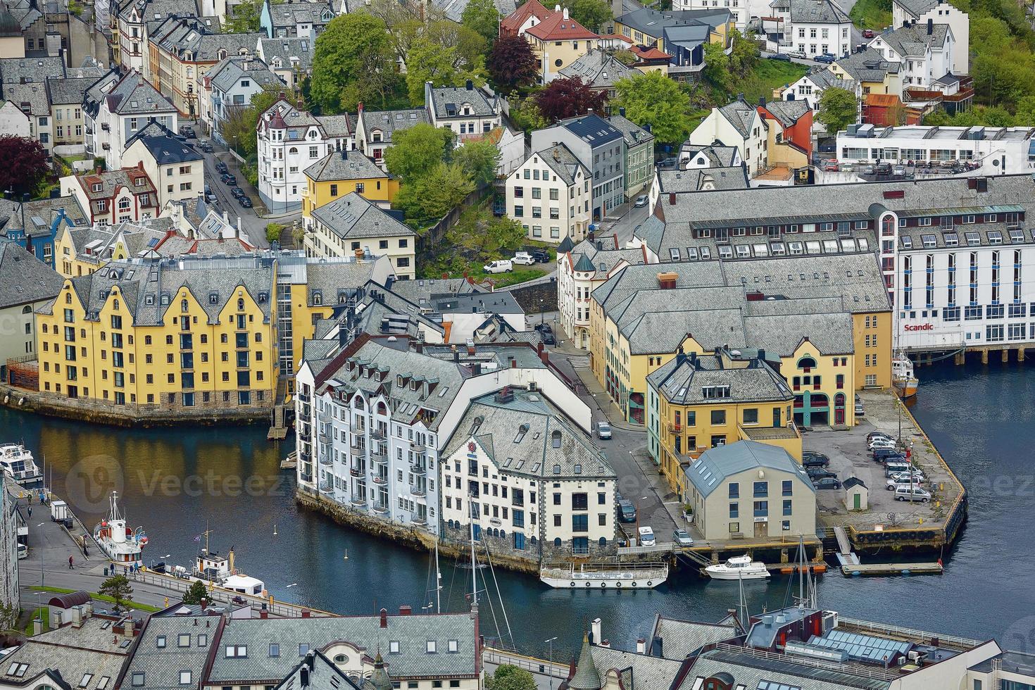 Blick auf Alesund, Norwegen foto