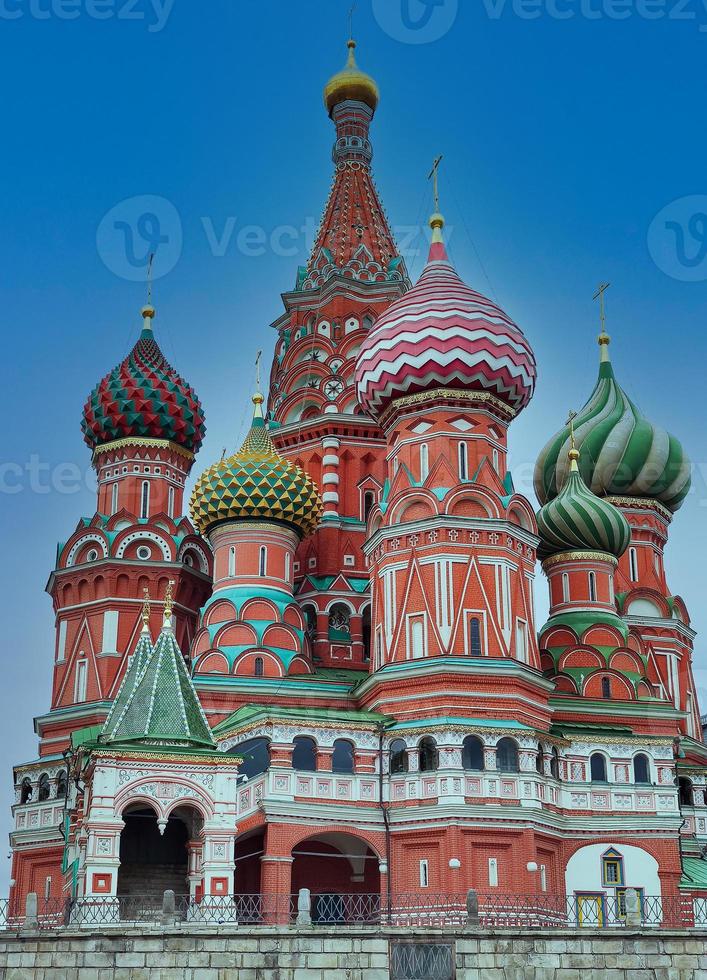 Basilius-Kathedrale auf dem Roten Platz in Moskau, gegenüber dem Kreml. foto