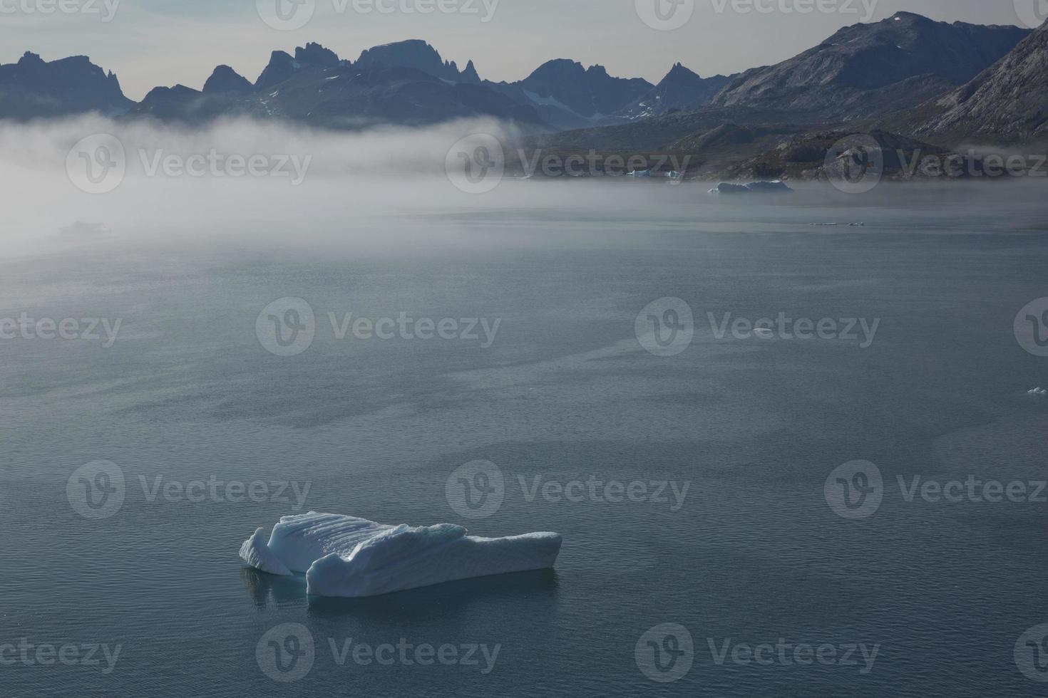 Küstenlinie der Prinz-Christian-Sund-Passage in Grönland foto