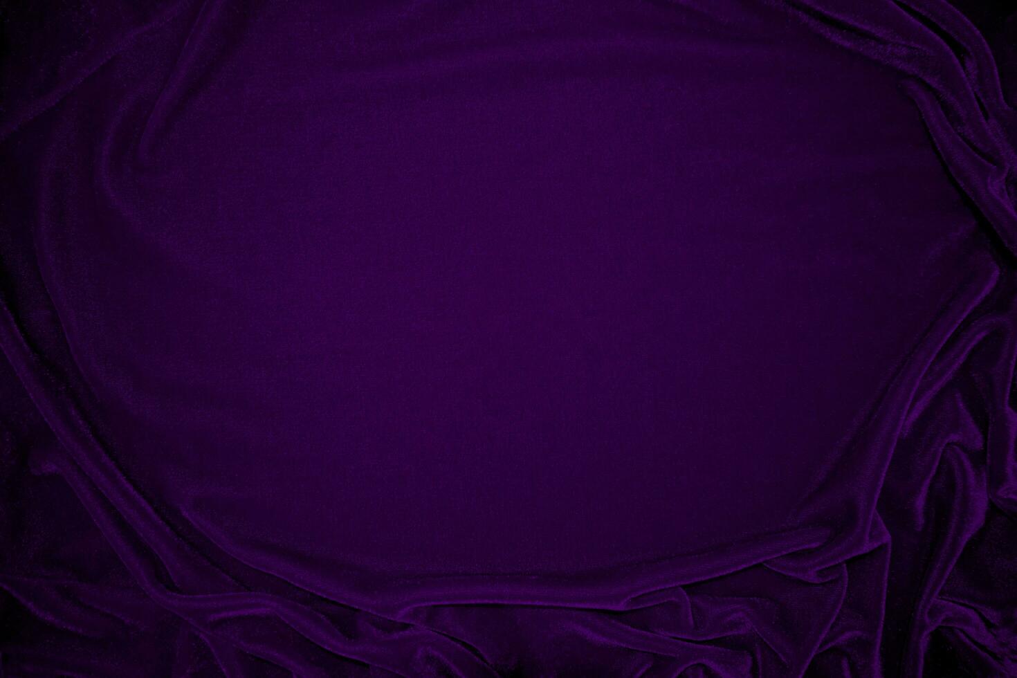 lila Samt Stoff Textur benutzt wie Hintergrund. violett Farbe Panne Stoff Hintergrund von Sanft und glatt Textil- Material. zerquetscht Samt .Luxus Magenta Ton zum Seide. foto