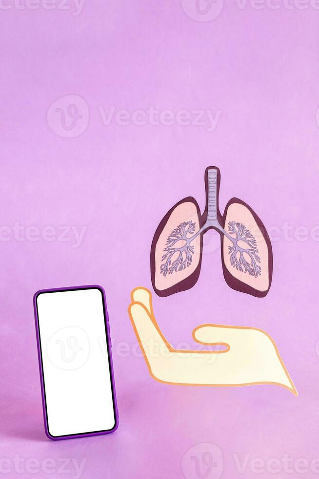 Hand Show Lunge Zahl und Clever Telefon mit leer Bildschirm. foto