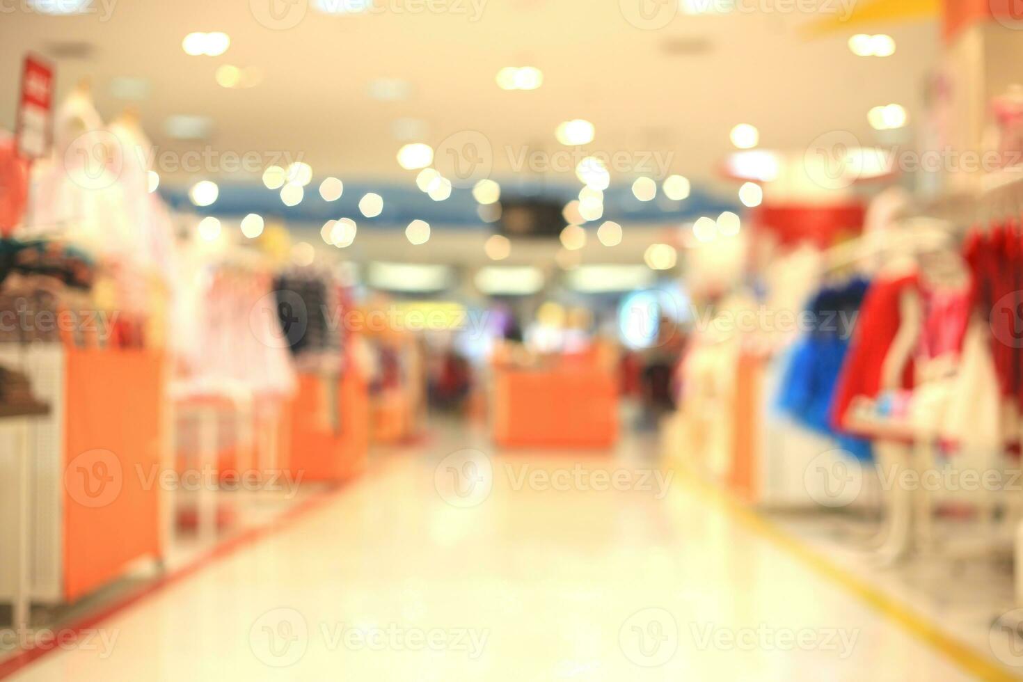 verschwommen de-fokussiert Einkaufen Einkaufszentrum Geschäft Hintergrund. foto