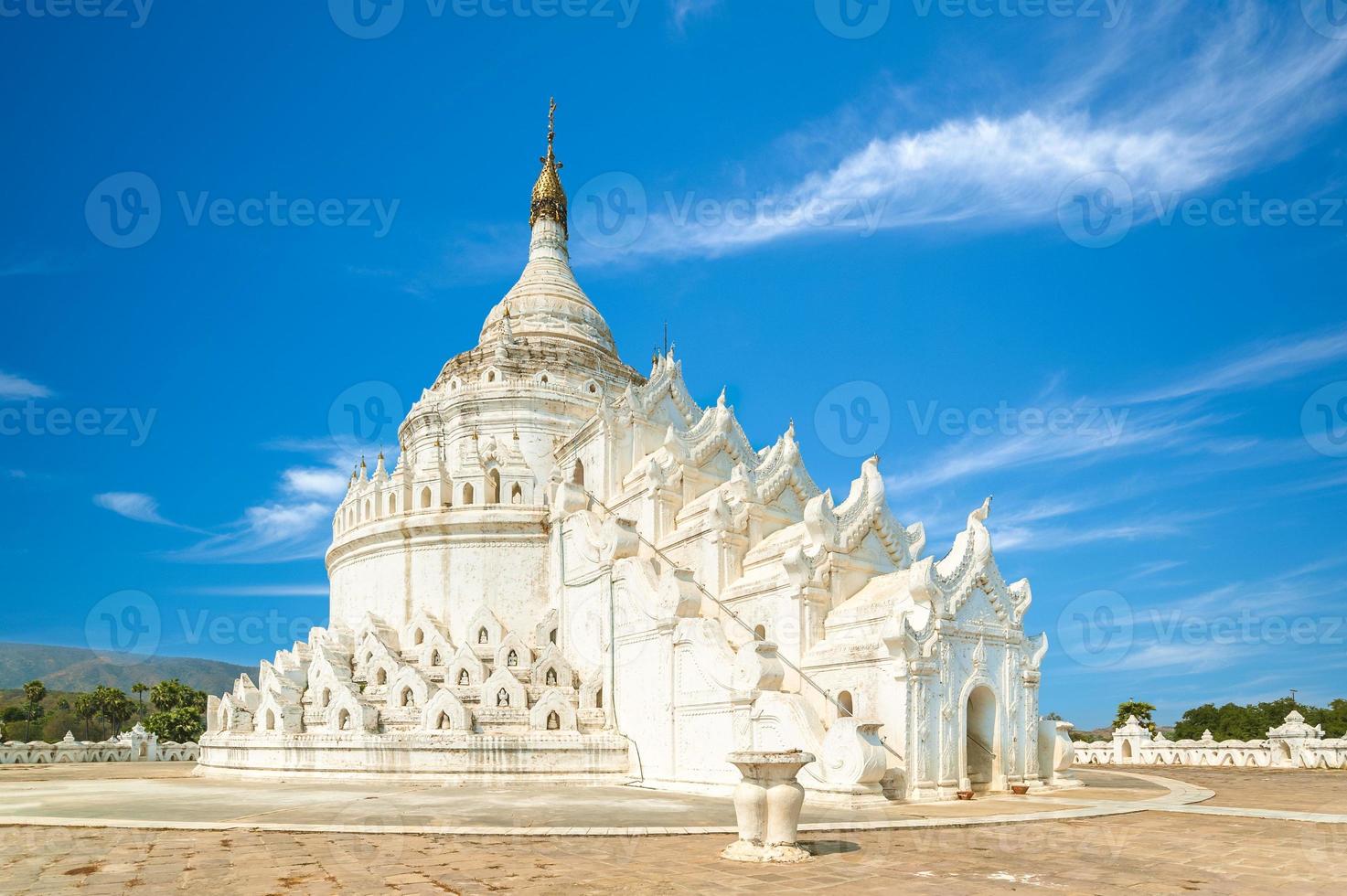 hsinbyume oder myatheindan-Pagode in mingun, myanmar foto