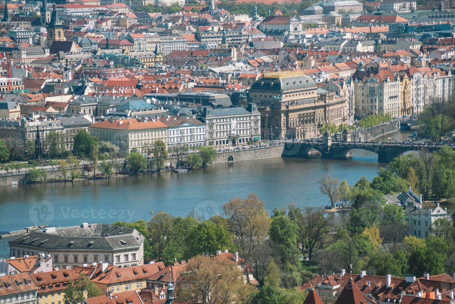 schön Aussicht von das Stadt Prag foto