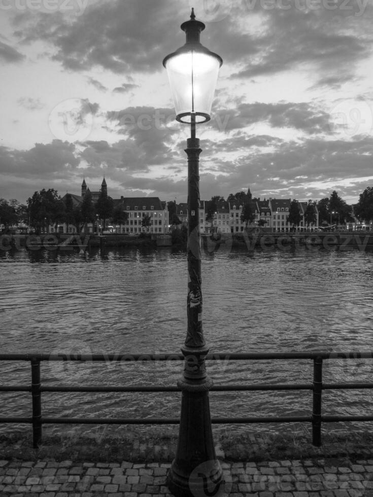 Maastricht Stadt im das Niederlande foto