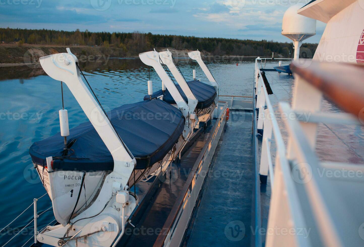 Rettung Boote auf das Kreuzfahrt Liner foto