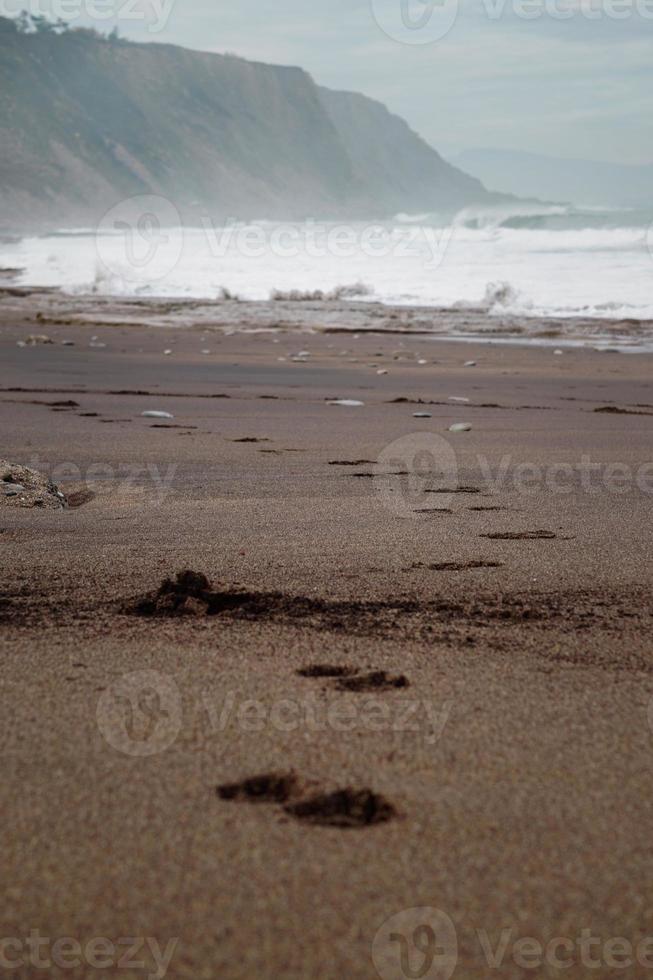 Strandlandschaft an der Küste in Bilbao, Spanien foto