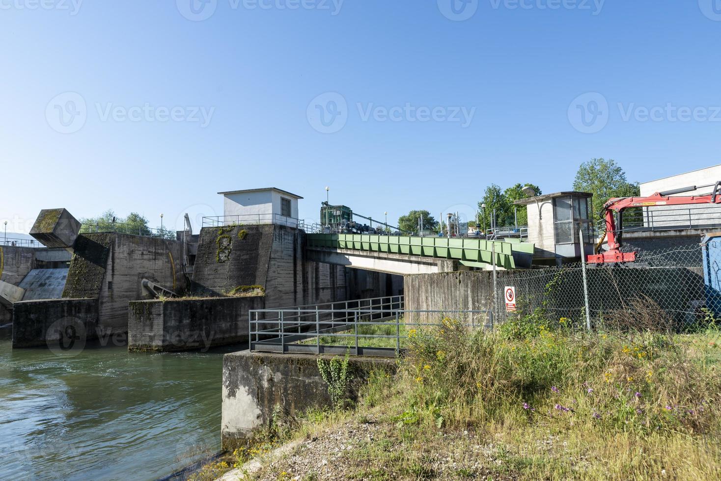 Polymerstaudamm in der Provinz terni foto