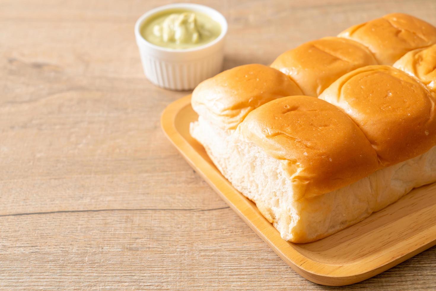 Brot mit thailändischem Pandan-Pudding foto