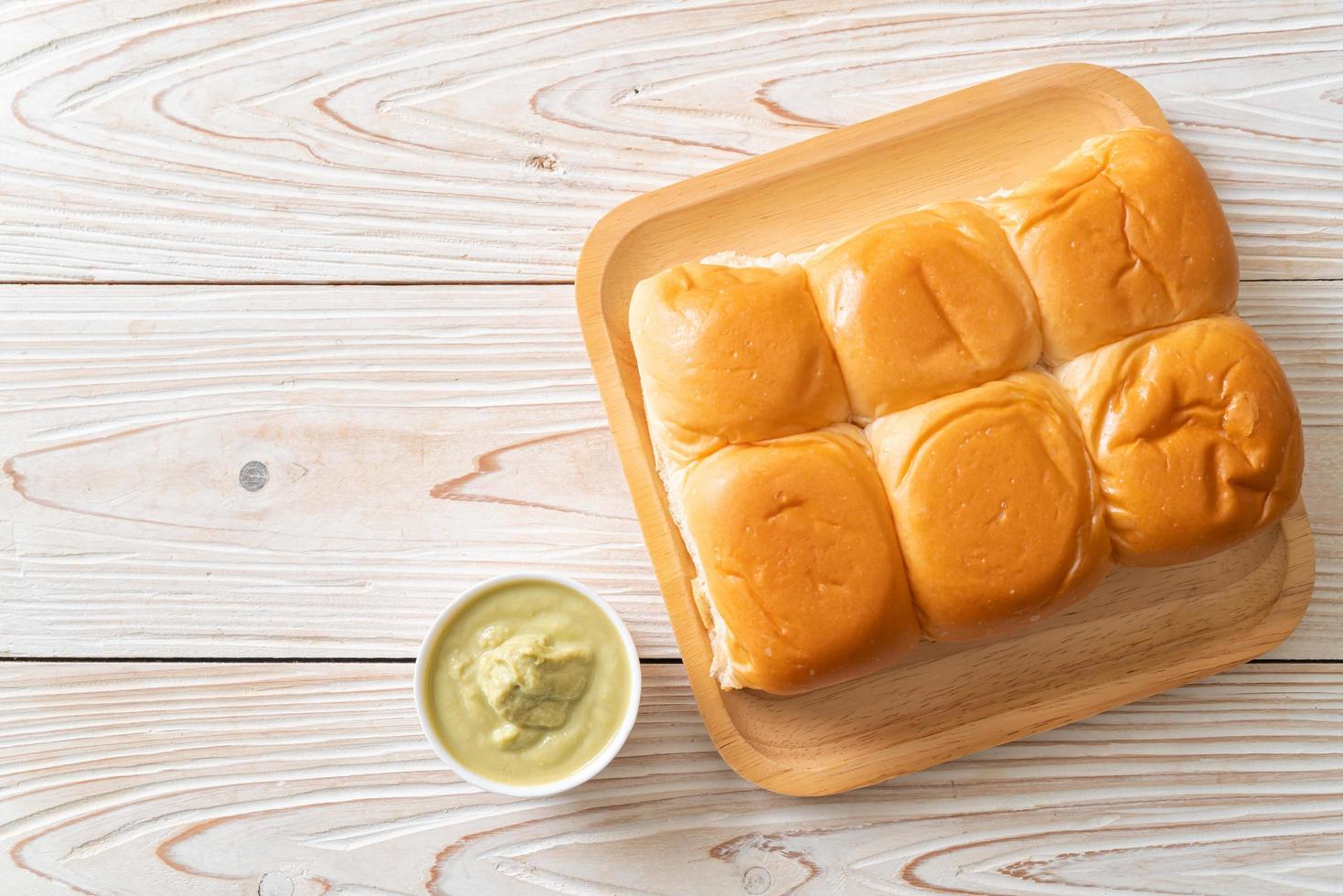 Brot mit thailändischem Pandan-Pudding foto