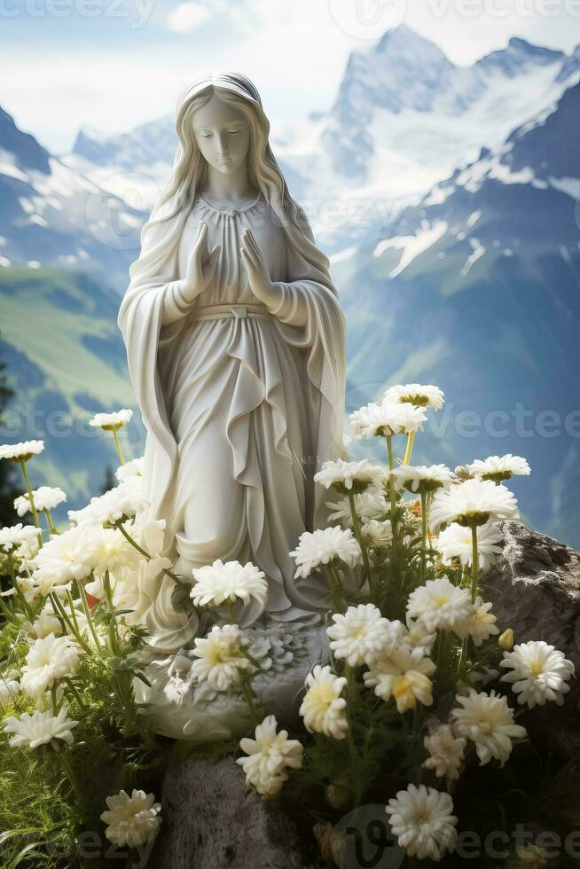Jungfrau Maria murmeln gottes betet zur Dreifaltigkeit hintergrund Pelz pfingsten ostern und weihnachten foto