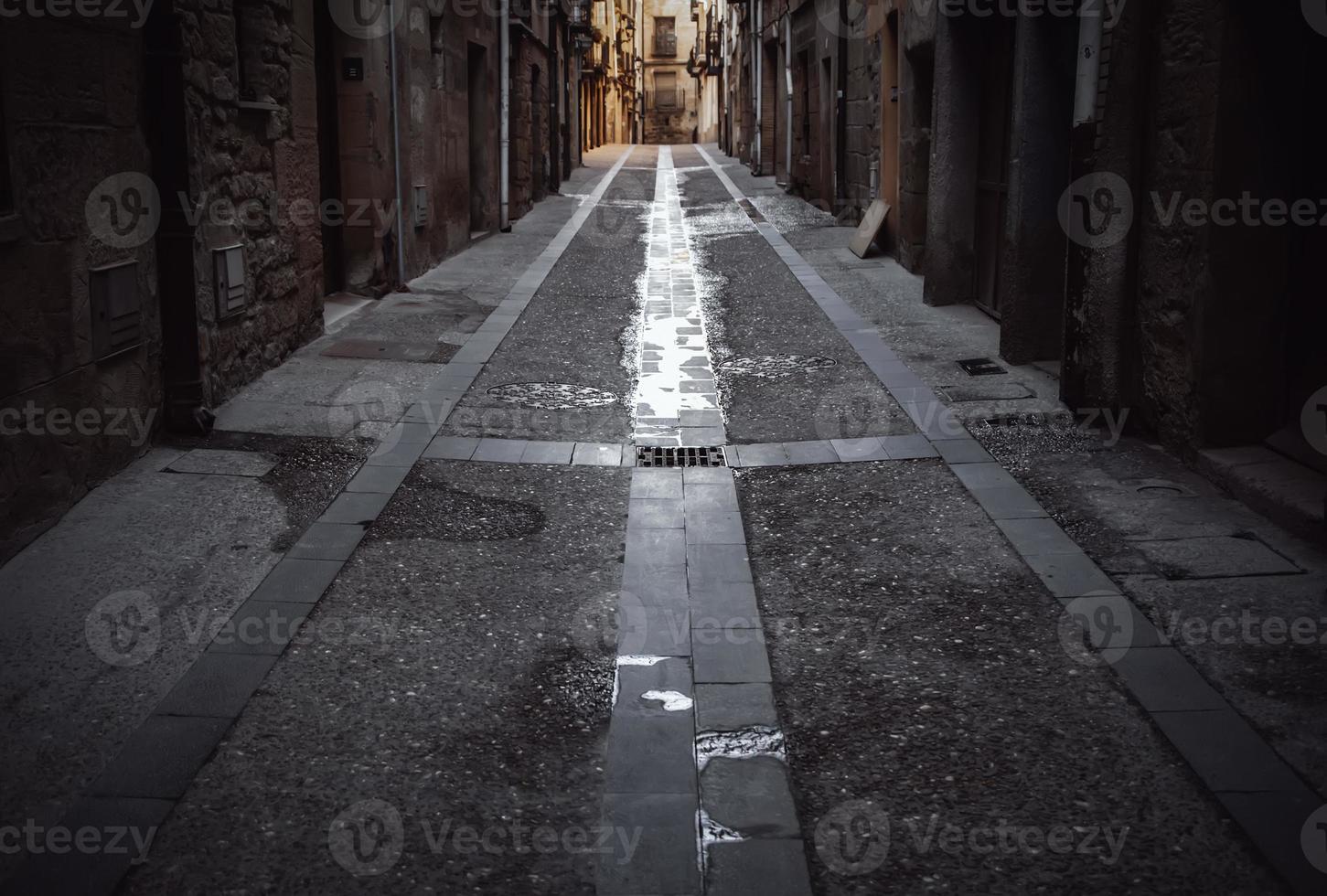 alte Gasse unter dem Schnee foto