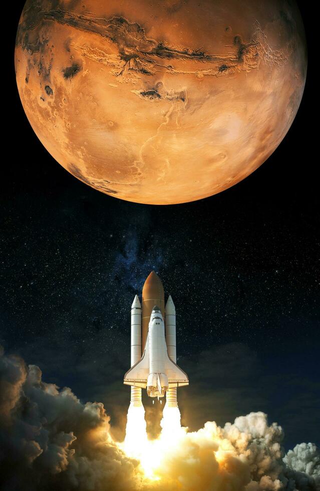 Space Shuttle startet zum Mars. elemente dieses von der nasa bereitgestellten bildes. foto